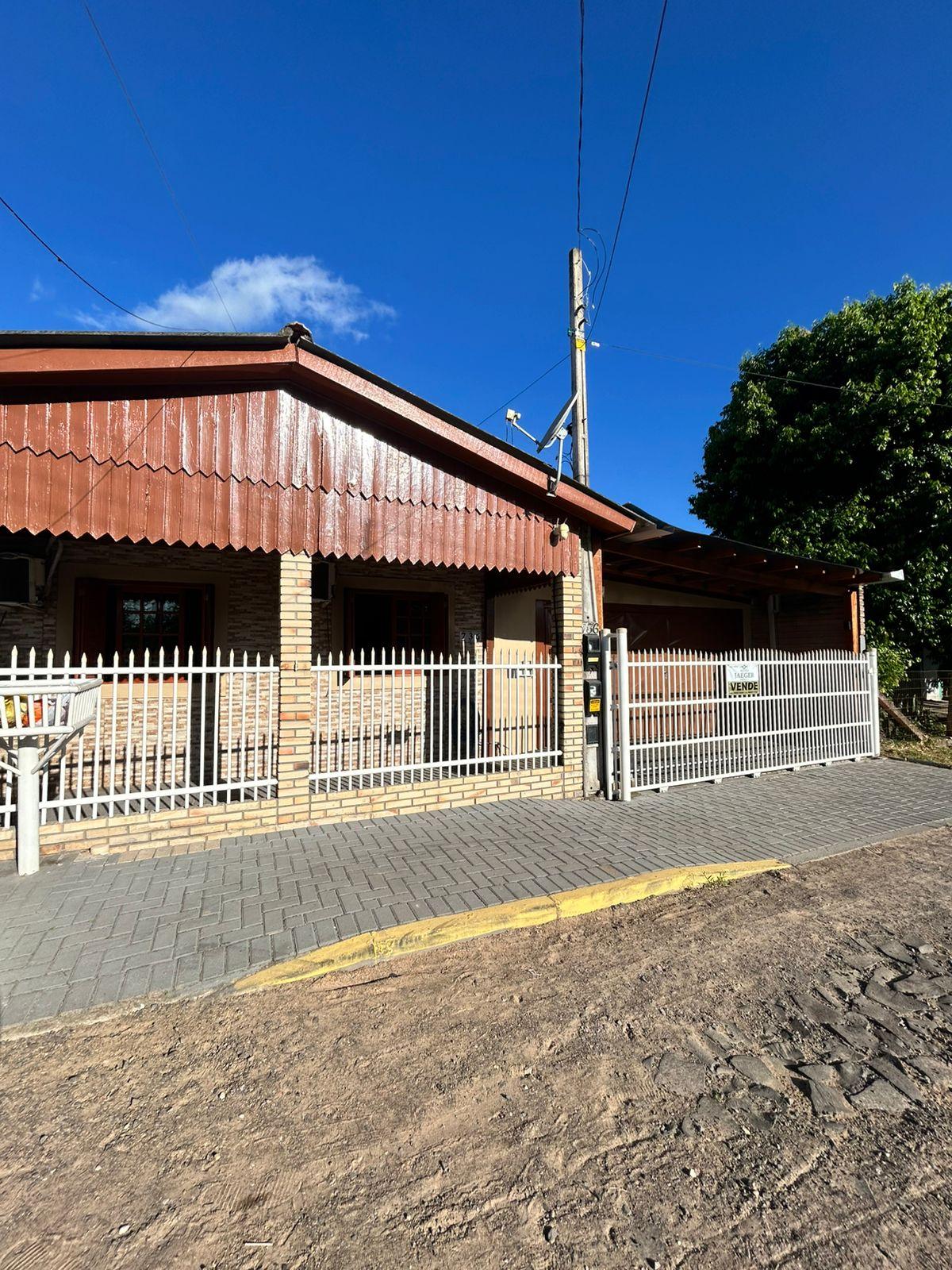 Casa Alvenaria com 4 quartos e 1 banheiro à venda no bairro Cruzeiro do Sul, Taquara