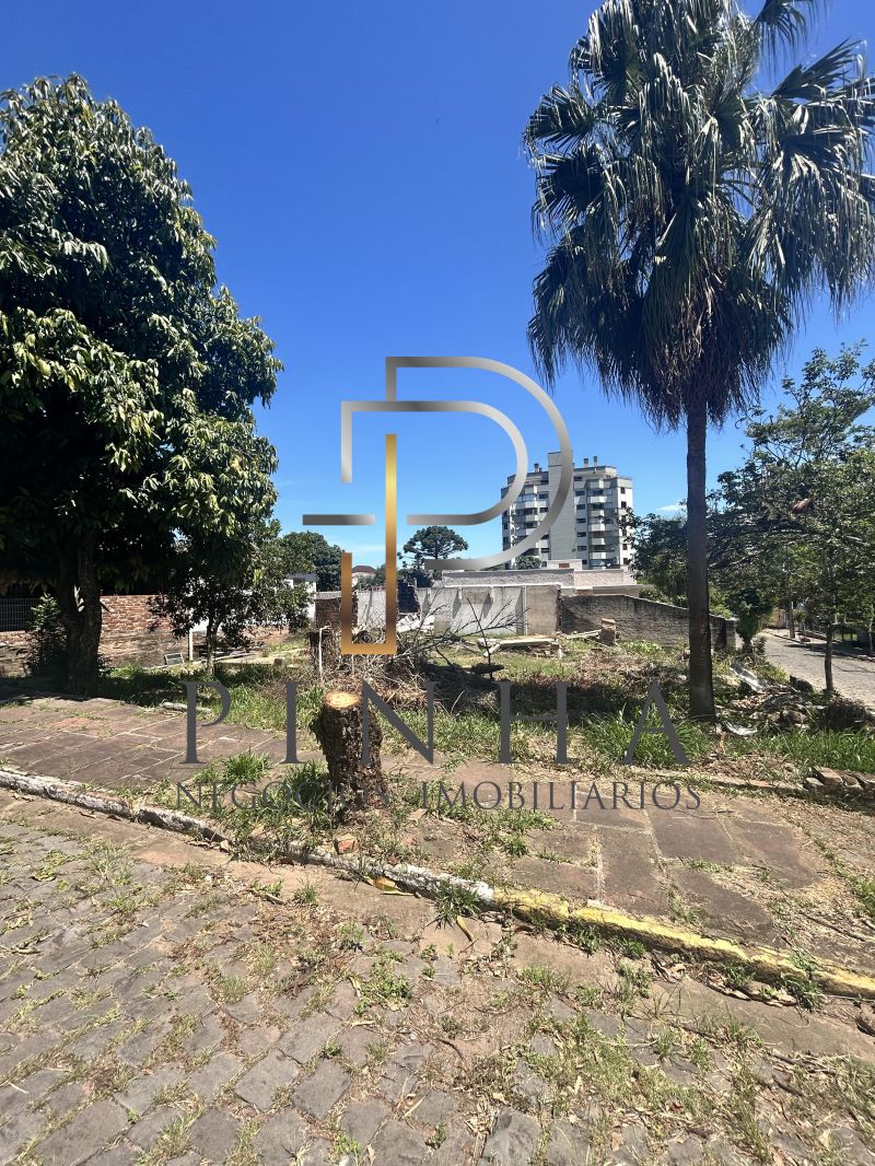 Terreno à venda no bairro Sagrada Família, Taquara