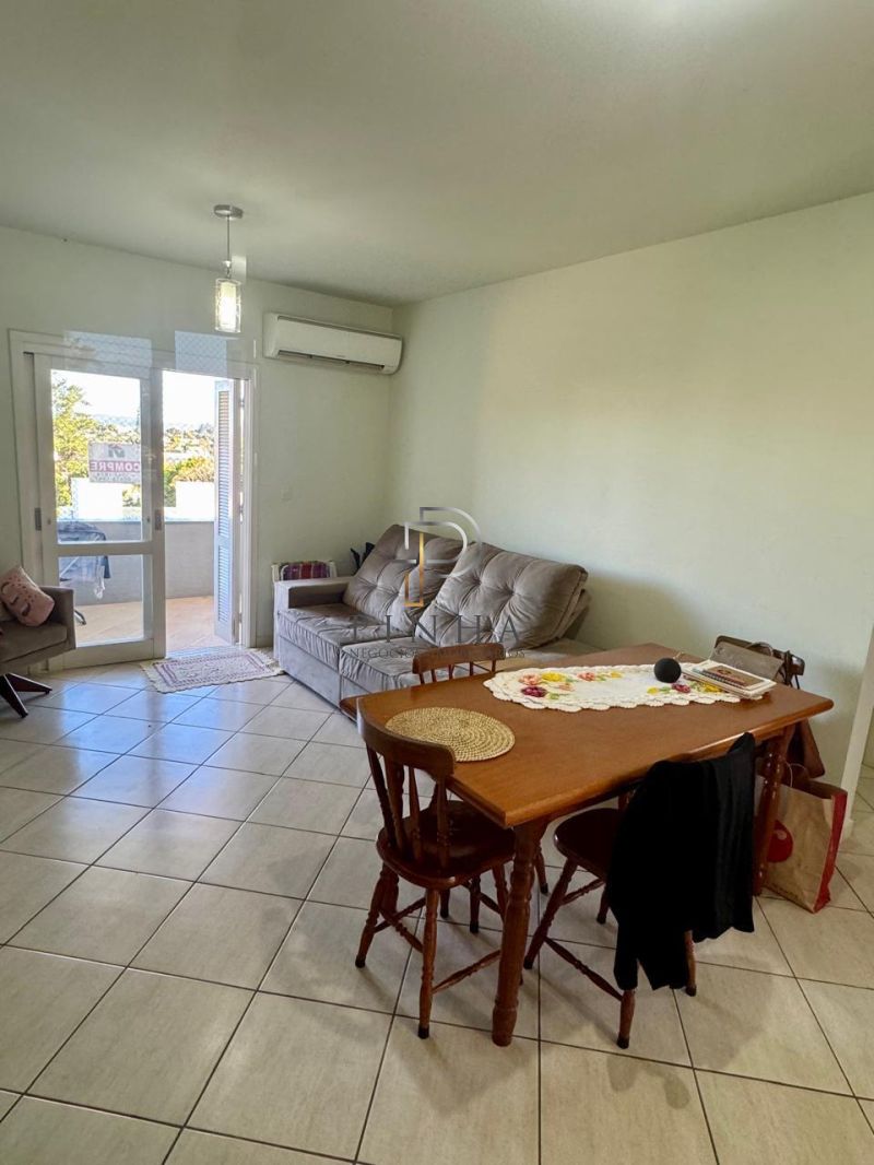 Apartamento com 2 quartos, 1 banheiro e 79m² à venda no bairro Jardim do Prado, Taquara