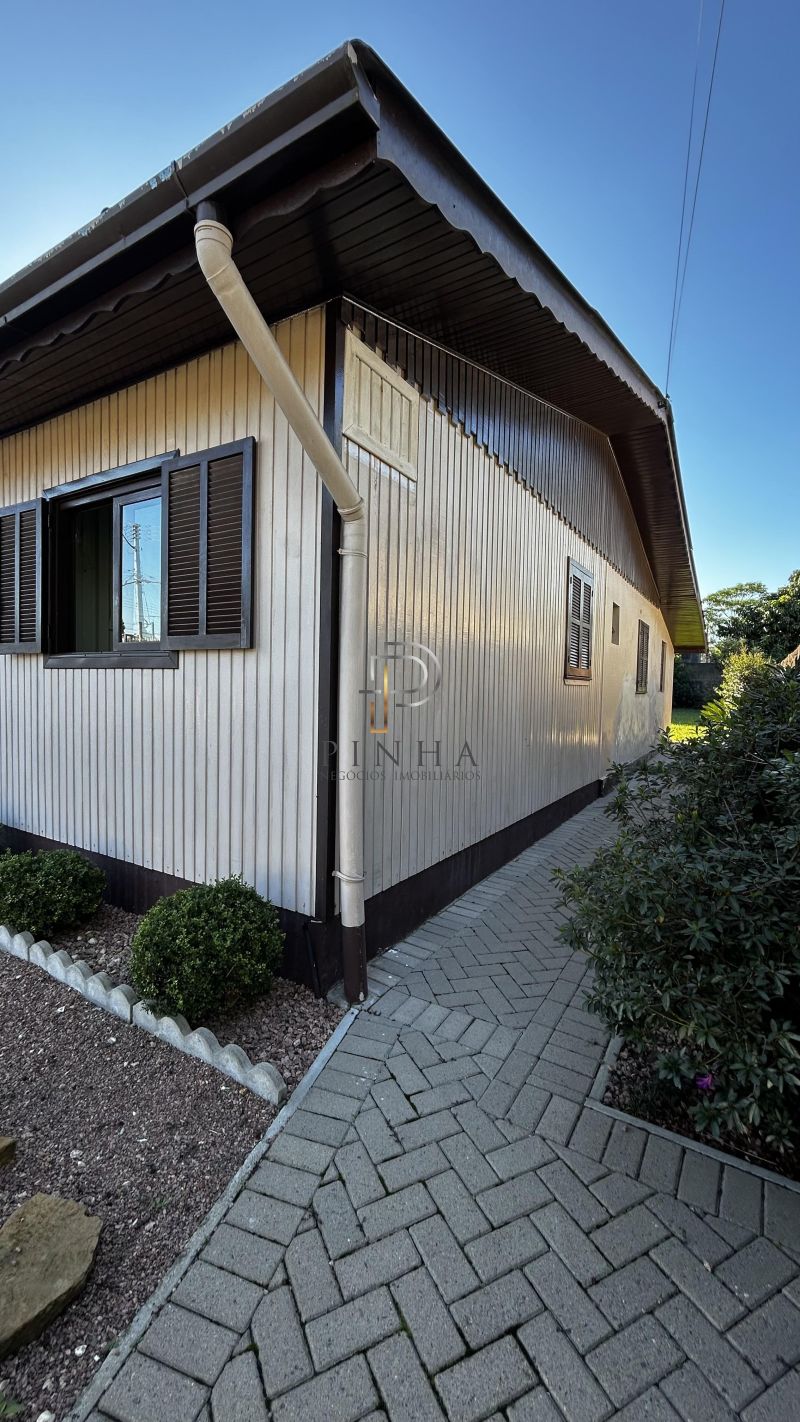 Casa Mista com 2 quartos, 2 banheiros e 121m² à venda no bairro Santa Teresinha, Taquara