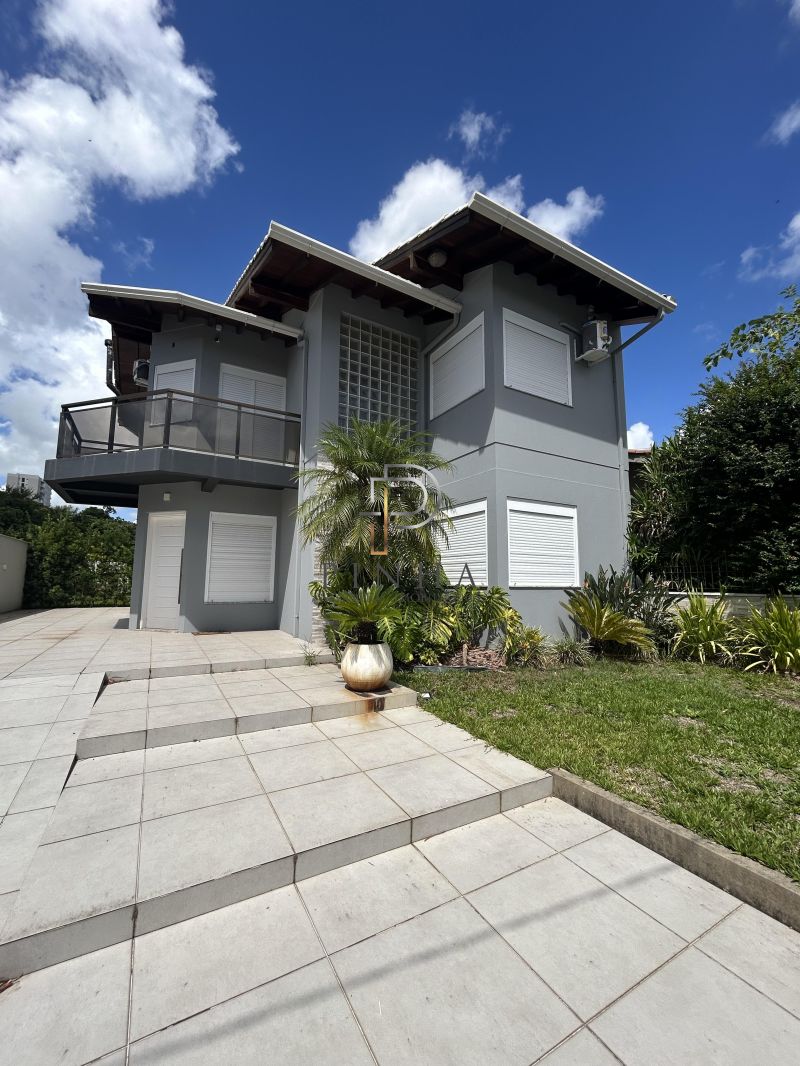 Sobrado com 4 quartos, 5 banheiros e 264m² à venda no bairro Jardim do Prado, Taquara