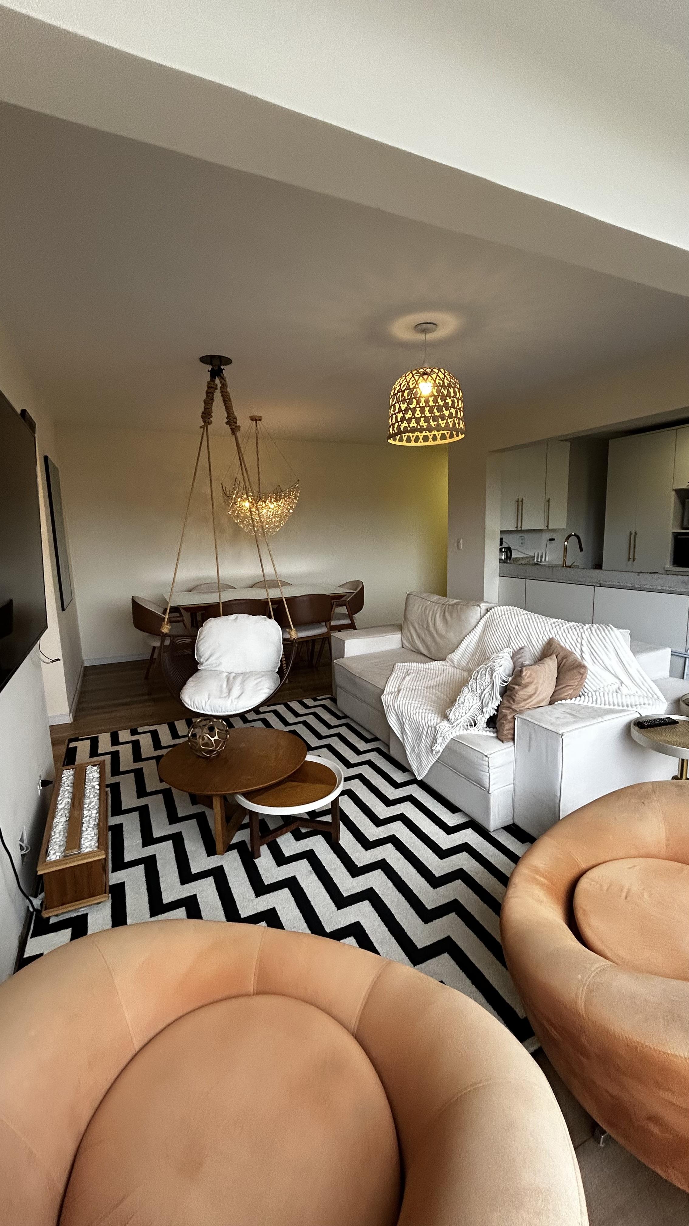 Apartamento com 2 quartos, 2 banheiros e 95m² à venda no bairro Centro, Taquara
