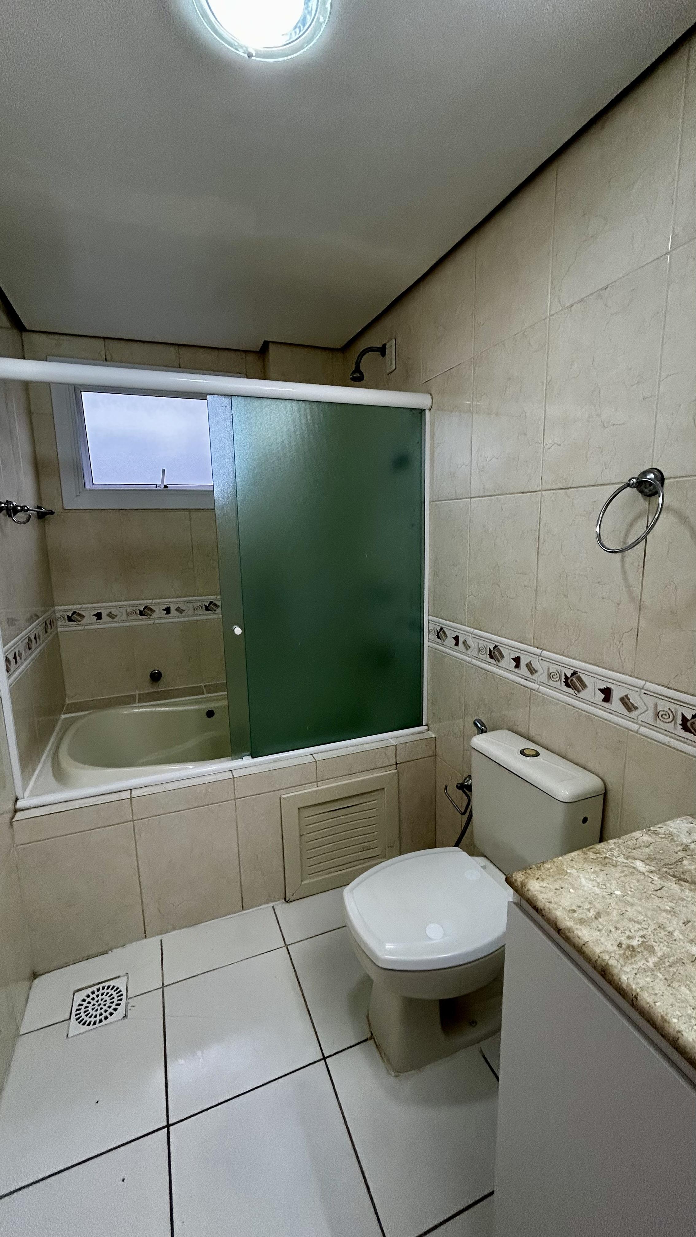 Apartamento com 3 quartos, 3 banheiros e 220m² à venda no bairro Centro, Taquara
