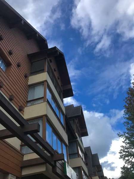 Apartamento com 3 quartos, 3 banheiros e 132m² à venda no bairro Centro, Gramado