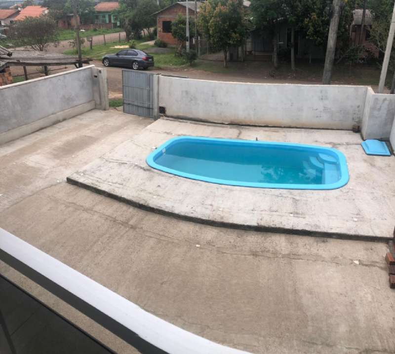 Casa Alvenaria com 3 quartos e 2 banheiros à venda no bairro Medianeira, Taquara
