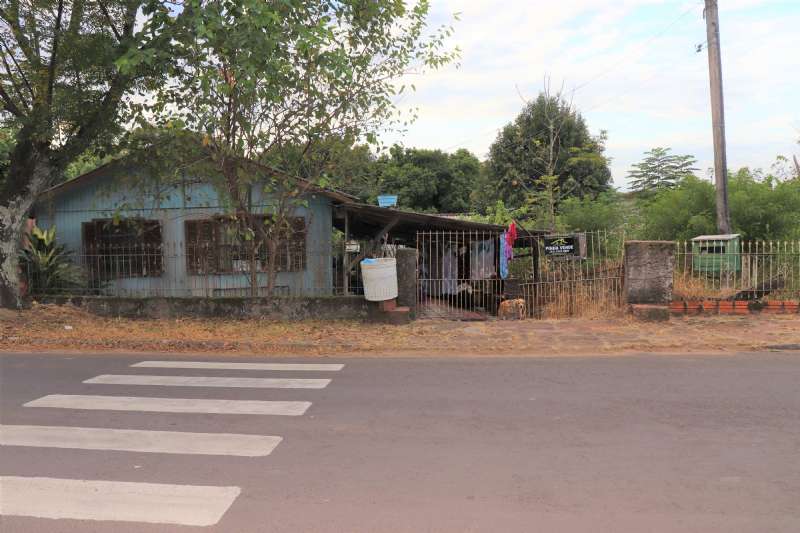 Terreno à venda no bairro Cruzeiro do Sul, Taquara