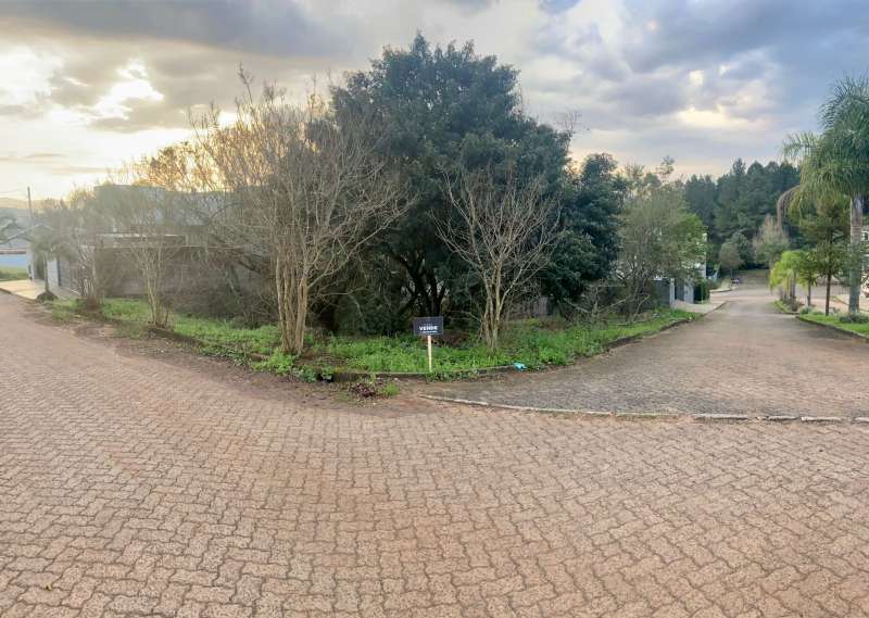 Terreno à venda no bairro Nossa Senhora de Fátima, Taquara