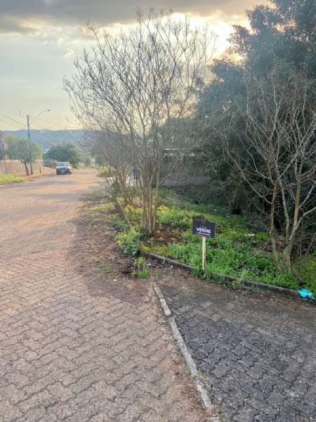 Terreno à venda no bairro Nossa Senhora de Fátima, Taquara
