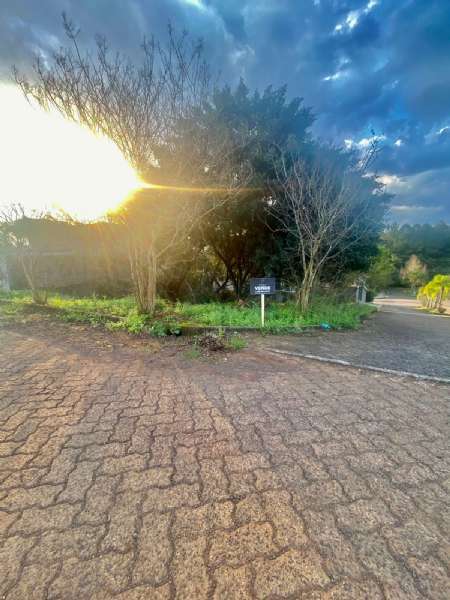 Terreno à venda no bairro Nossa Senhora de Fátima, Taquara