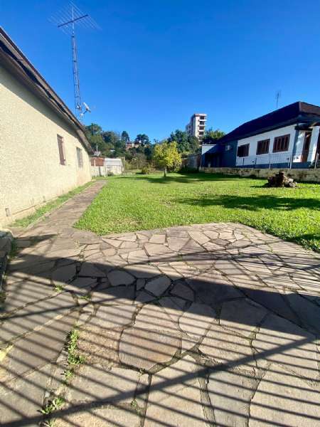 Casa Alvenaria com 2 quartos e 2 banheiros à venda no bairro Sagrada Família, Taquara