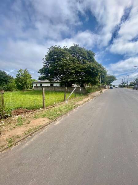 Terreno à venda no bairro Petrópolis, Taquara