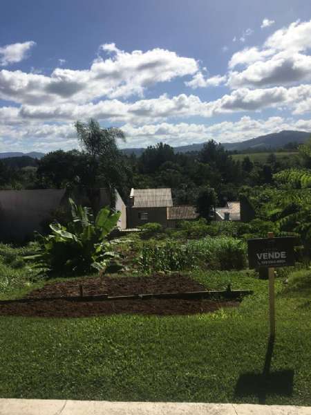 Terreno à venda no bairro Fogão Gaúcho, Taquara