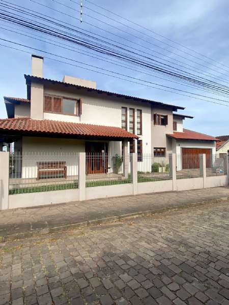 Casa Alvenaria com 3 quartos, 2 banheiros e 295m² à venda no bairro Jardim do Prado, Taquara