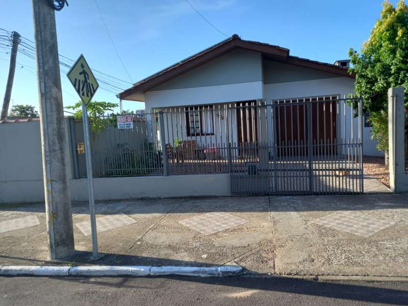 Casa Alvenaria com 3 quartos, 2 banheiros e 140m² à venda no bairro Jardim do Prado, Taquara