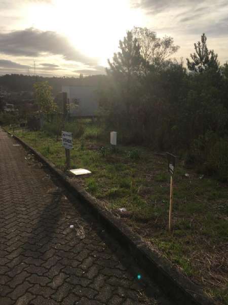 Terreno à venda no bairro Santa Rosa, Taquara