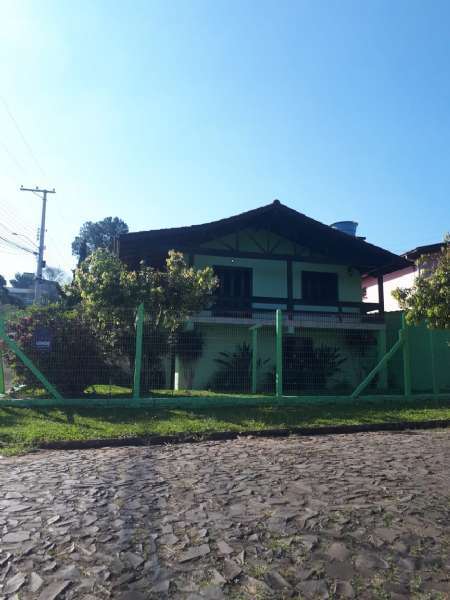 Casa Alvenaria com 2 quartos, 1 banheiro e 125m² à venda no bairro Santa Rosa, Taquara