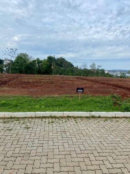 Terreno com 503m² à venda no bairro Nossa Senhora de Fátima, Taquara