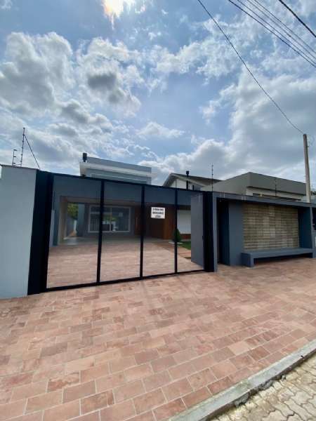 Casa Alvenaria com 3 quartos e 178m² à venda no bairro Fogão Gaúcho, Taquara