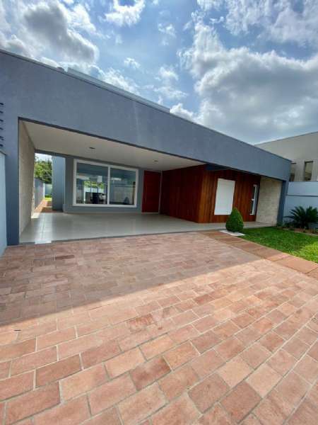 Casa Alvenaria com 3 quartos e 178m² à venda no bairro Fogão Gaúcho, Taquara