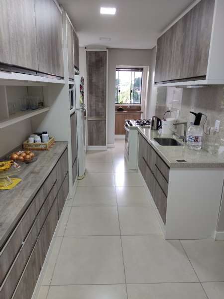 Apartamento com 2 quartos, 2 banheiros e 92m² à venda no bairro Centro, Taquara