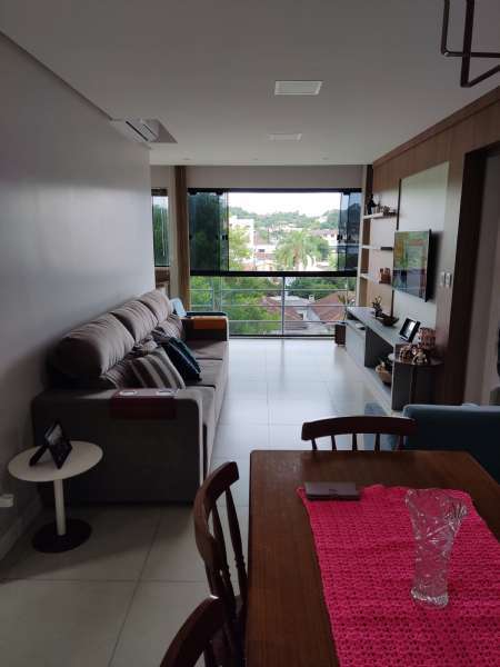 Apartamento com 2 quartos, 2 banheiros e 92m² à venda no bairro Centro, Taquara