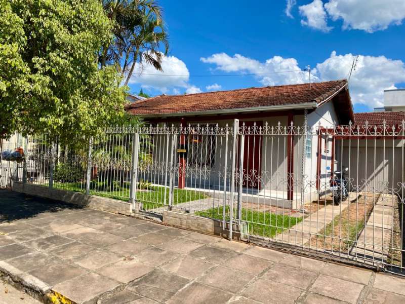 Casa Alvenaria com 2 quartos, 1 banheiro e 140m² à venda no bairro Petrópolis, Taquara
