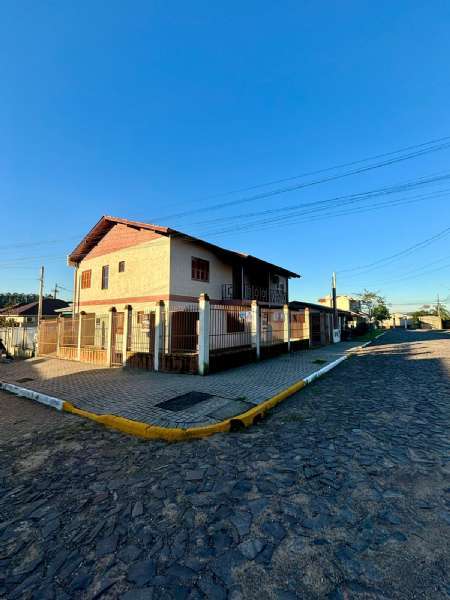 Casa Alvenaria com 3 quartos, 1 banheiro e 123m² à venda no bairro Cruzeiro do Sul, Taquara