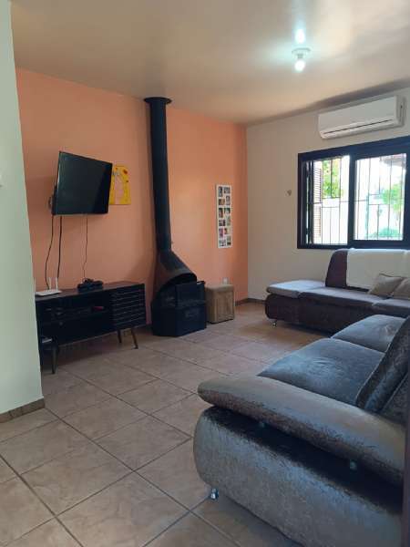 Casa Alvenaria com 4 quartos, 2 banheiros e 197m² à venda no bairro Jardim do Prado, Taquara
