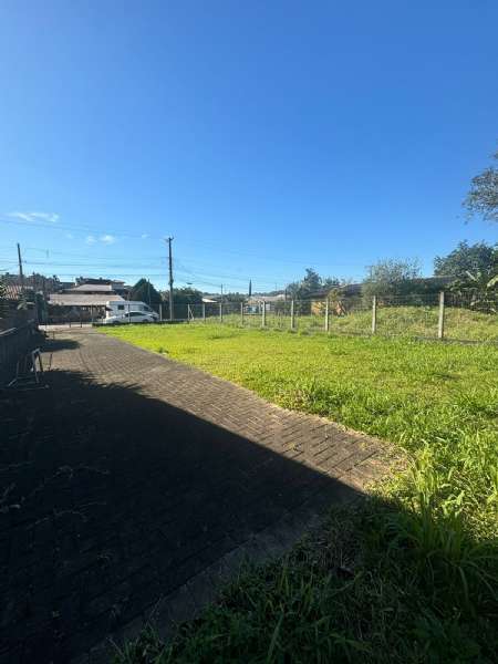 Terreno à venda no bairro Jardim do Prado, Taquara