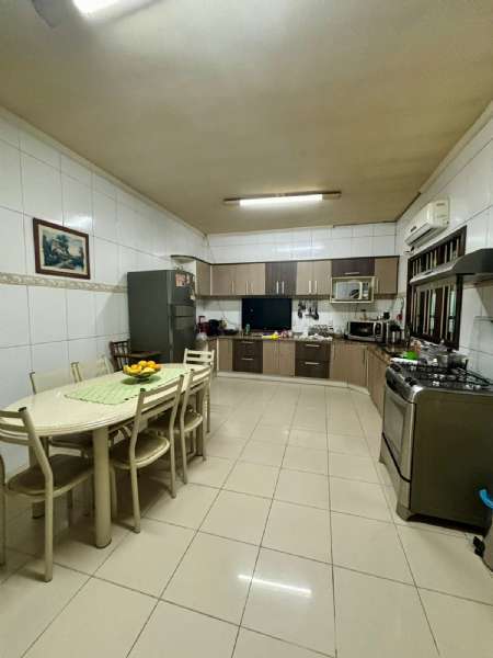 Casa Alvenaria com 3 quartos, 2 banheiros e 240m² à venda no bairro Nossa Senhora de Fátima, Taquara