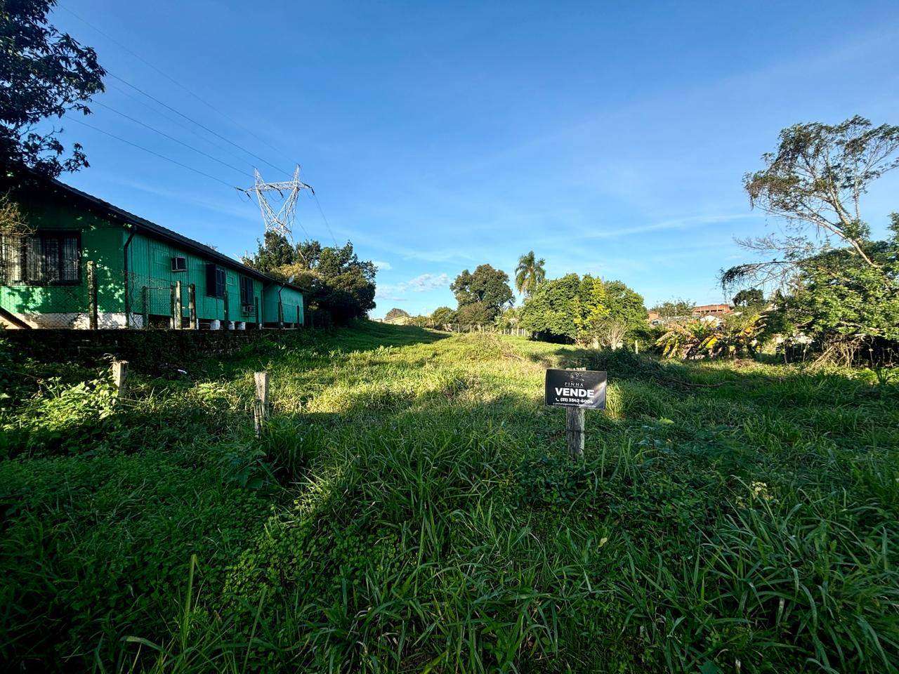 Terreno à venda no bairro Cruzeiro do Sul, Taquara