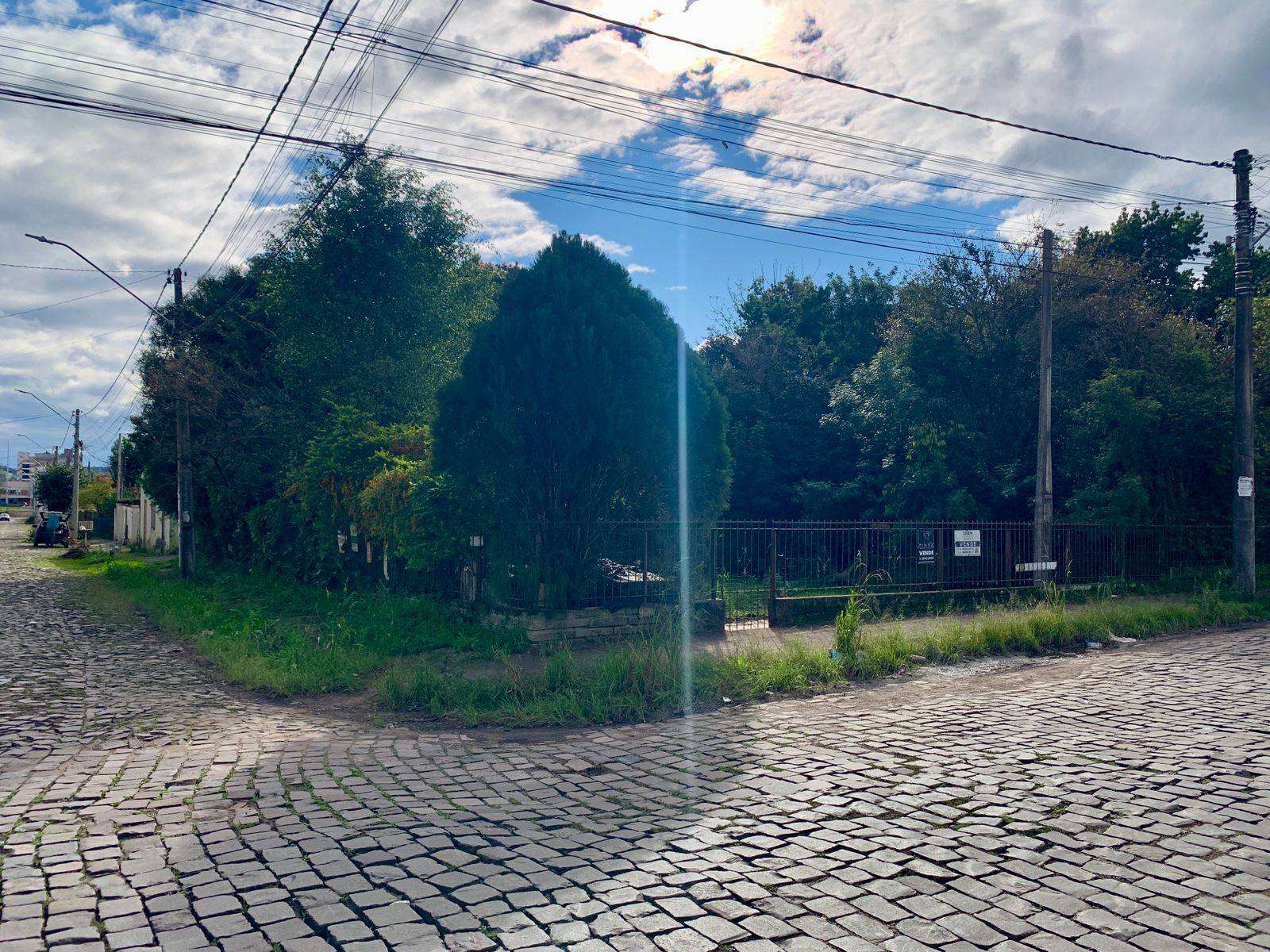 Terreno à venda no bairro Petrópolis, Taquara