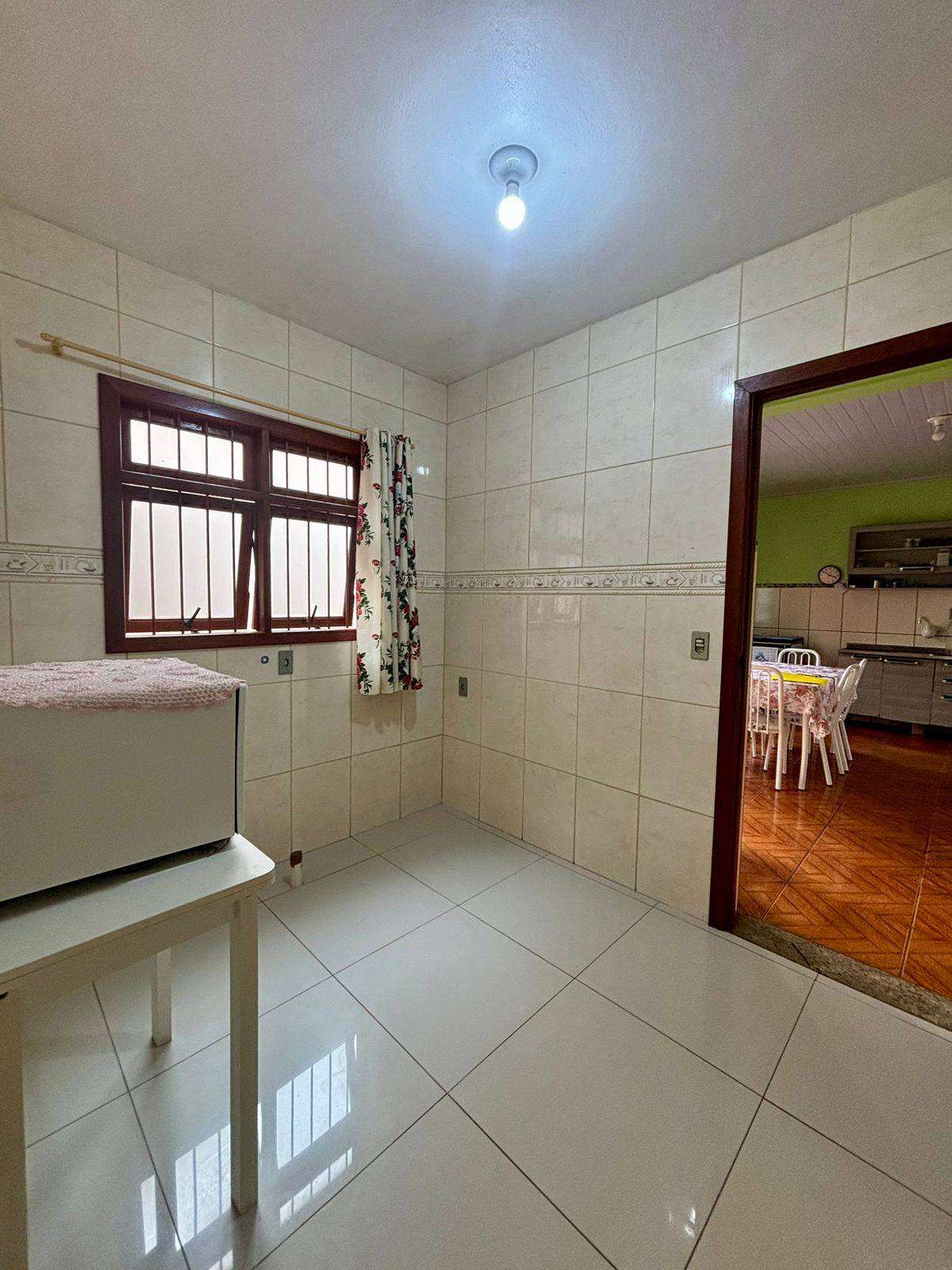 Casa Alvenaria com 2 quartos, 1 banheiro e 95m² à venda no bairro Morro do Leôncio, Taquara