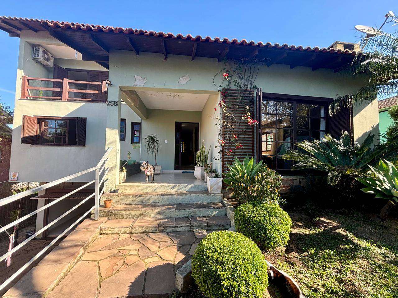Casa Alvenaria com 4 quartos, 2 banheiros e 241m² à venda no bairro Jardim do Prado, Taquara