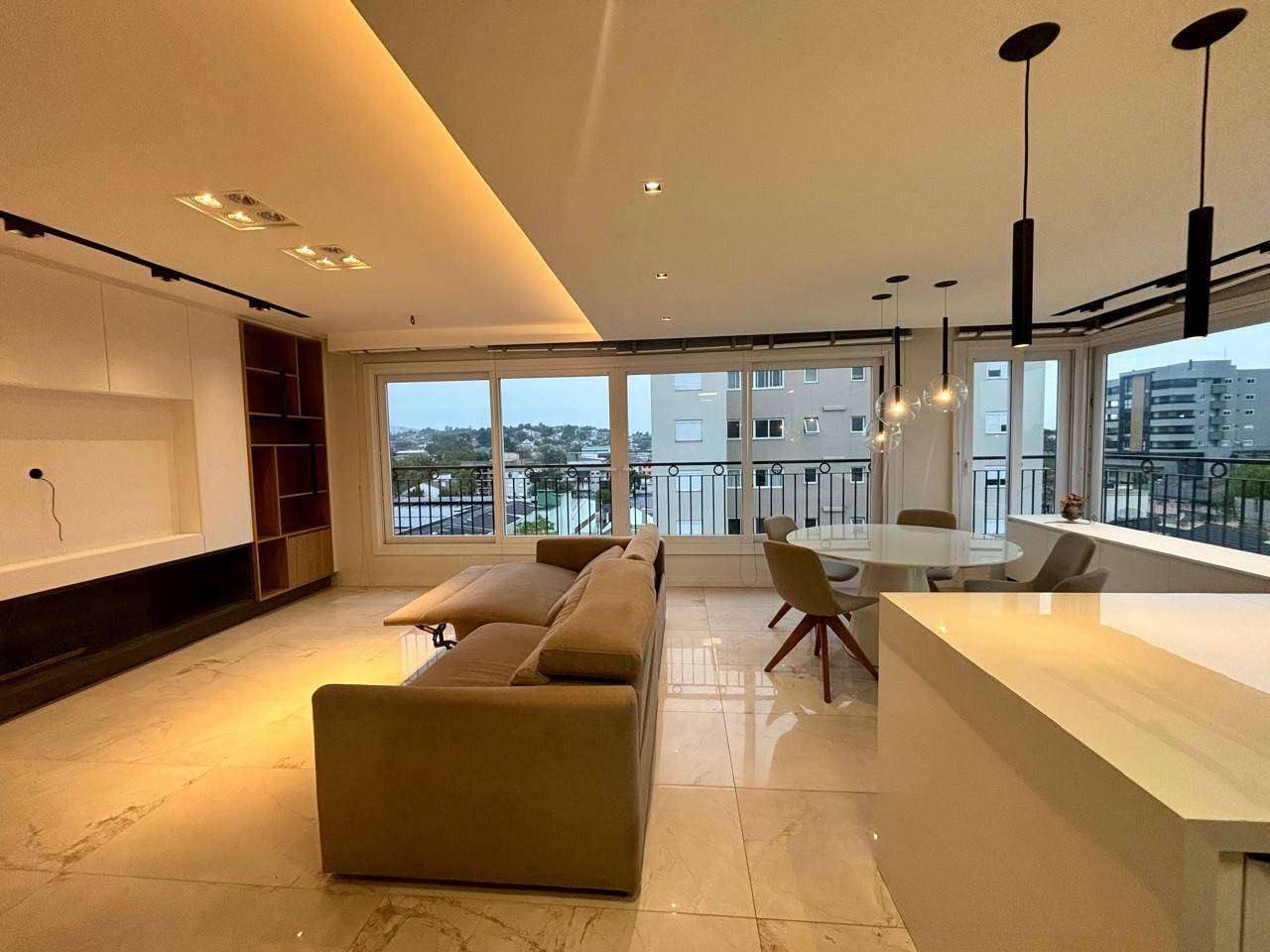 Apartamento com 3 quartos, 1 banheiro e 119m² à venda no bairro Centro, Taquara