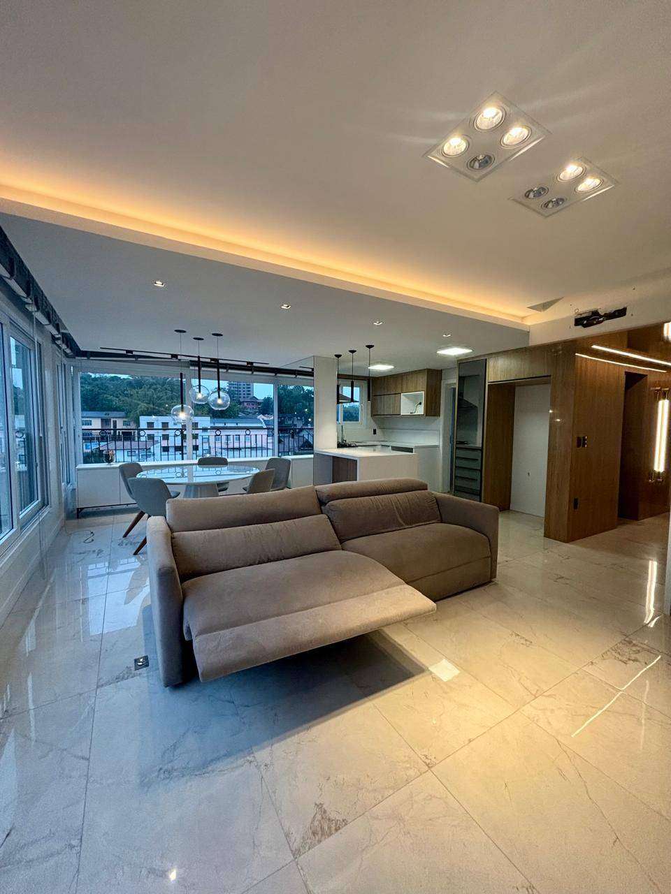 Apartamento com 3 quartos, 1 banheiro e 119m² à venda no bairro Centro, Taquara