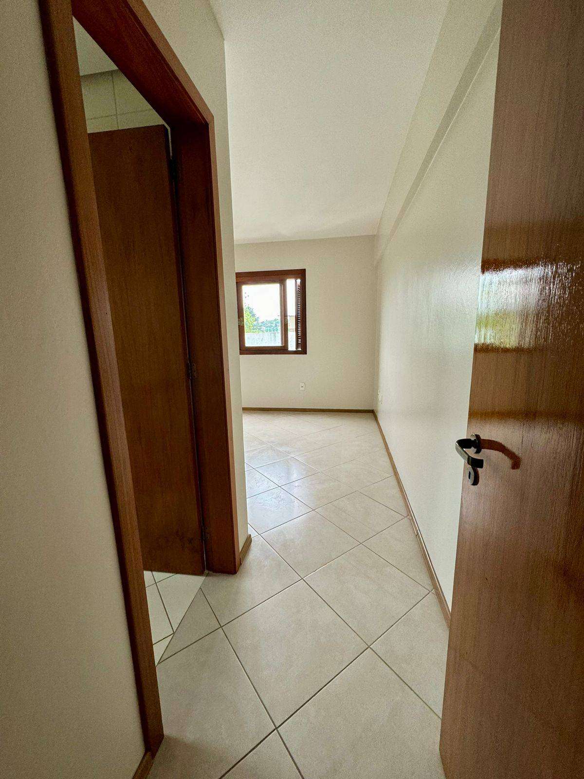 Apartamento com 2 quartos, 1 banheiro e 90m² à venda no bairro Centro, Taquara