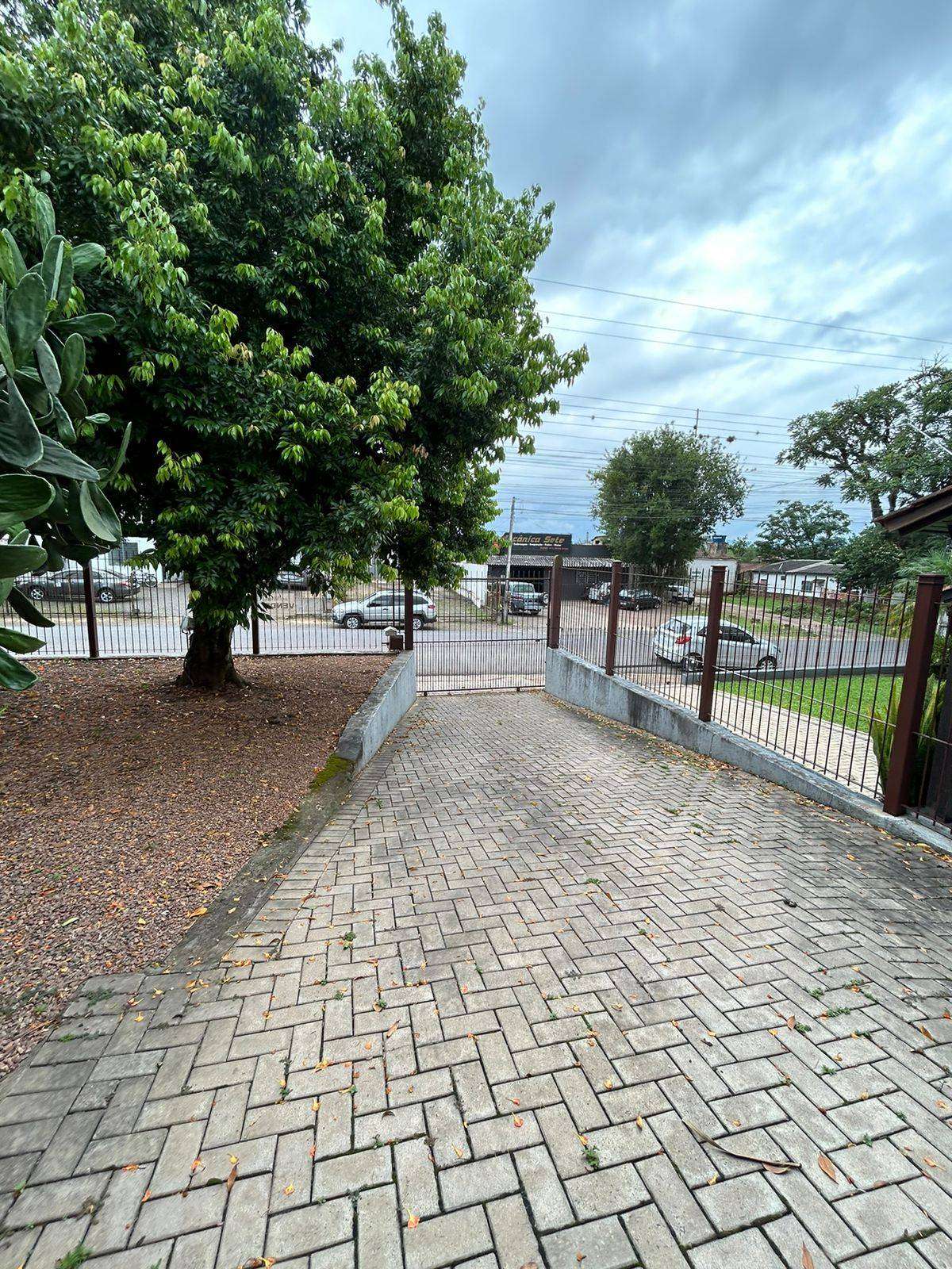 Casa Mista com 3 quartos, 1 banheiro e 182m² à venda no bairro Ronda, Taquara