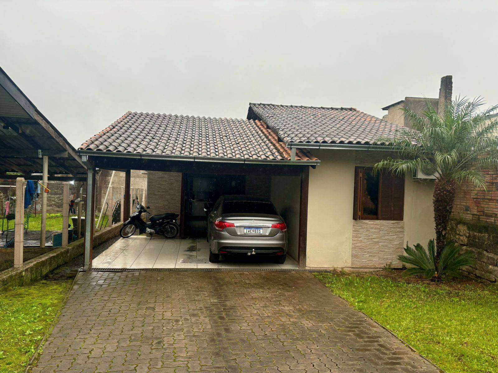 Casa Alvenaria com 1 quarto, 1 banheiro e 81m² à venda no bairro Santa Rosa, Taquara