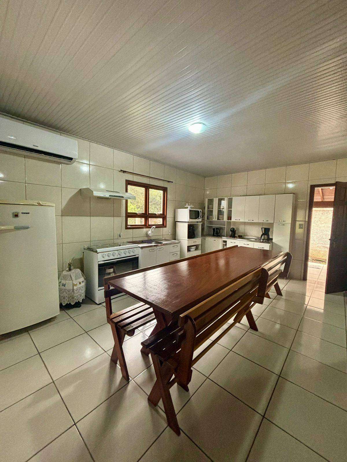 Casa Alvenaria com 1 quarto, 1 banheiro e 81m² à venda no bairro Santa Rosa, Taquara