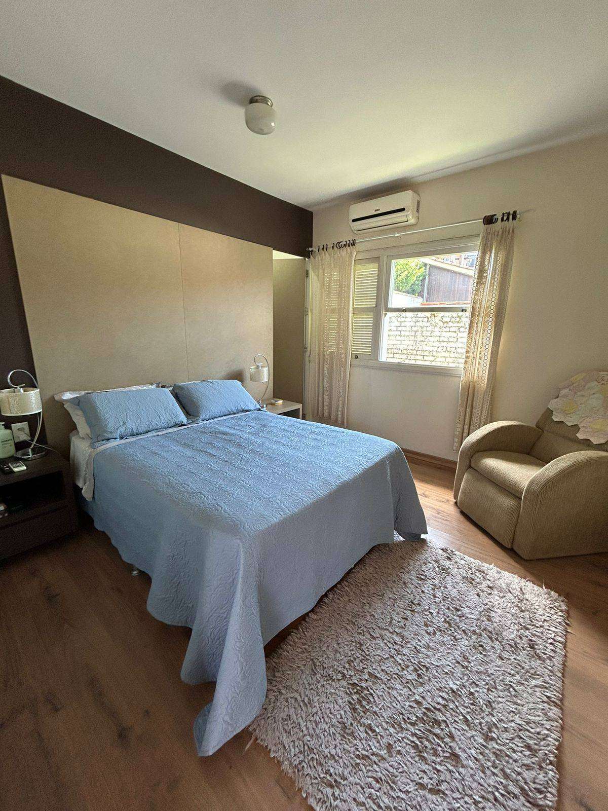 Casa Alvenaria com 3 quartos e 2 banheiros à venda no bairro Centro, Taquara
