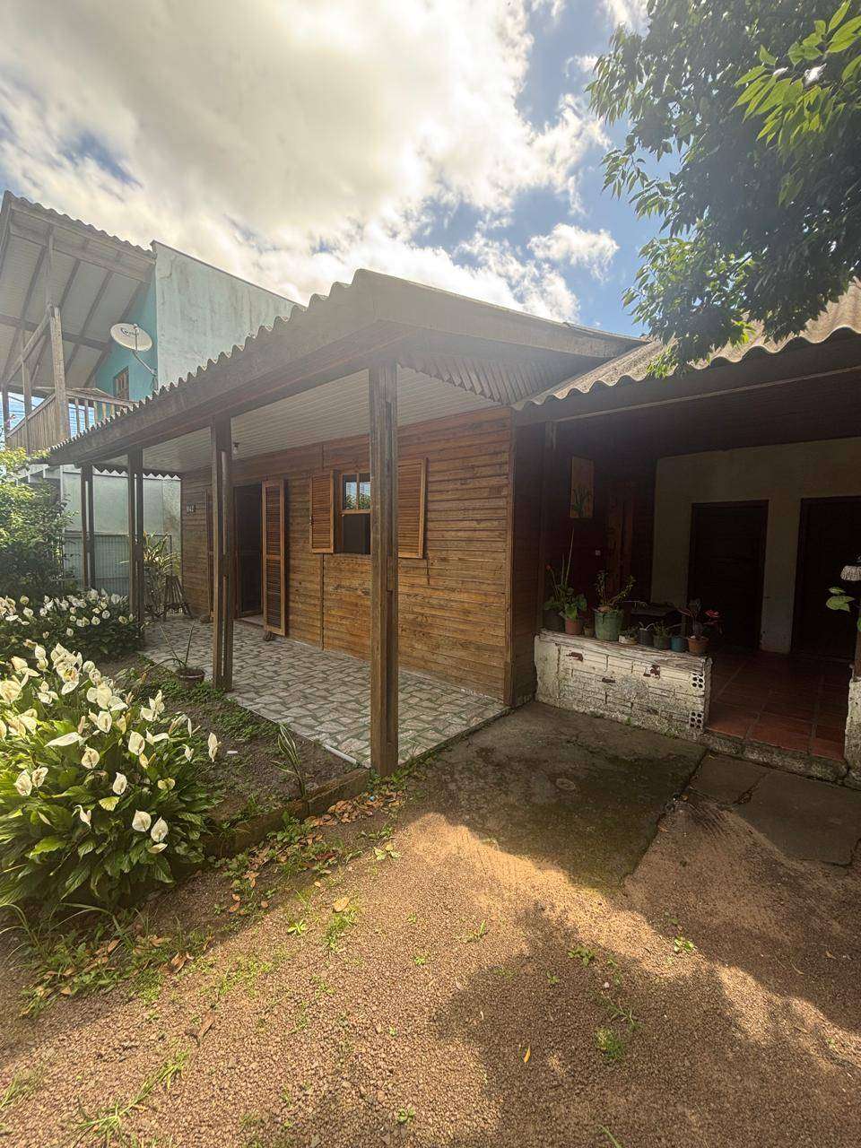 Chalé com 2 quartos, 1 banheiro e 66m² à venda no bairro Santa Terezinha, Taquara