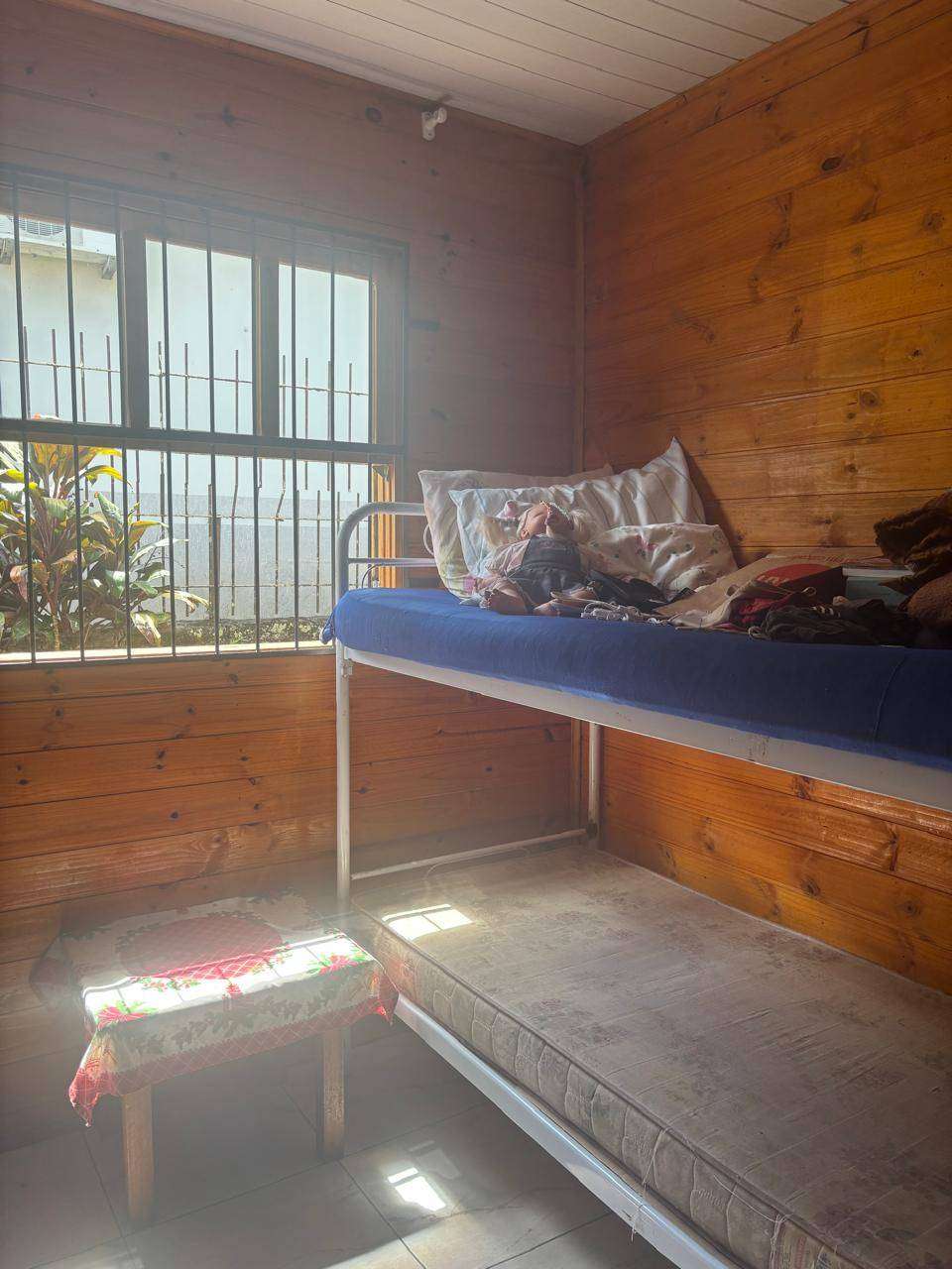 Chalé com 2 quartos, 1 banheiro e 66m² à venda no bairro Santa Terezinha, Taquara