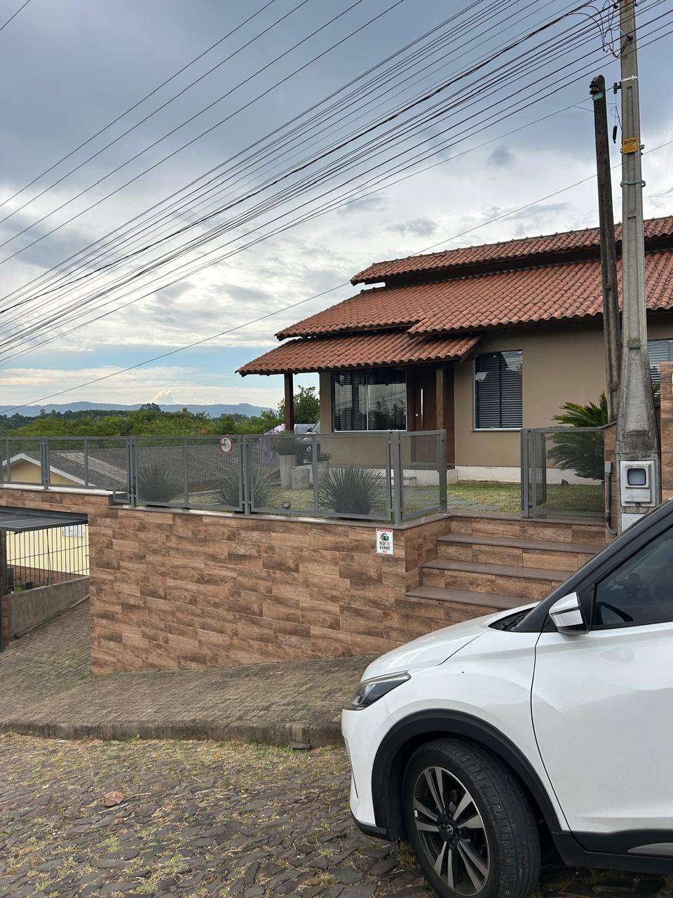 Casa Alvenaria com 3 quartos, 1 banheiro e 245m² à venda no bairro Petrópolis, Taquara