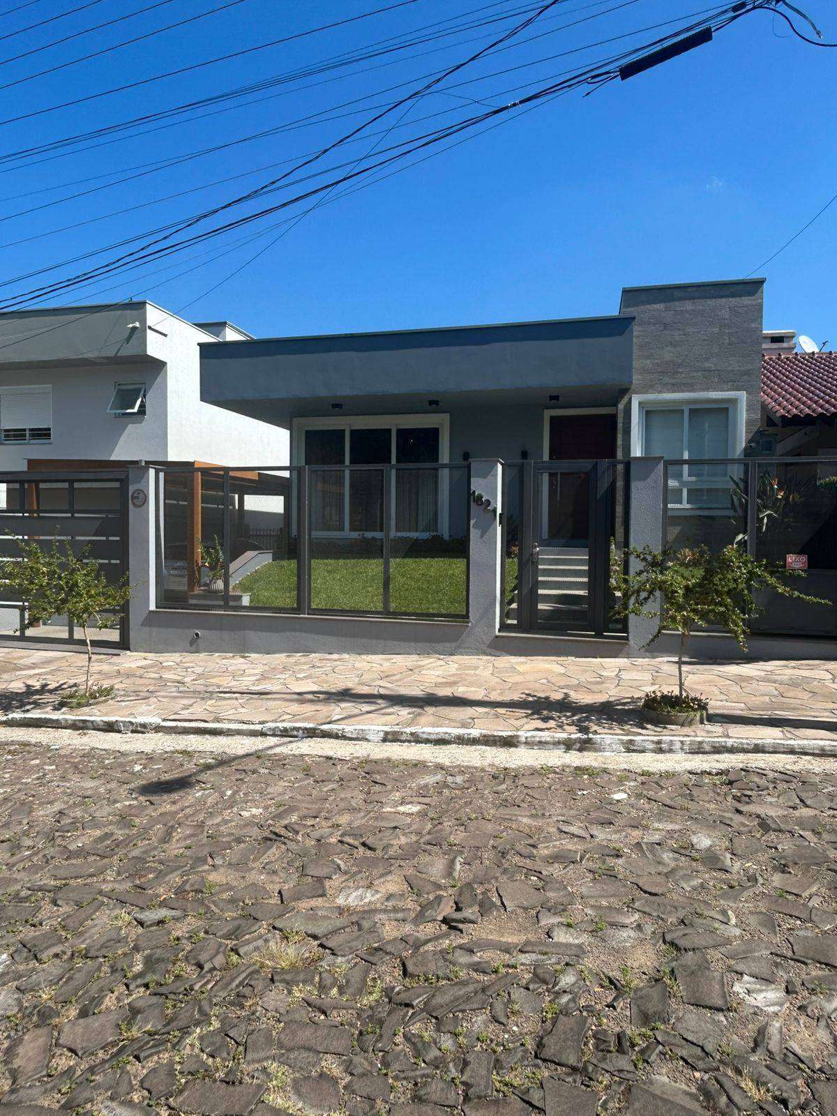 Casa Alvenaria com 3 quartos, 2 banheiros e 167m² à venda no bairro Nossa Senhora de Fátima, Taquara