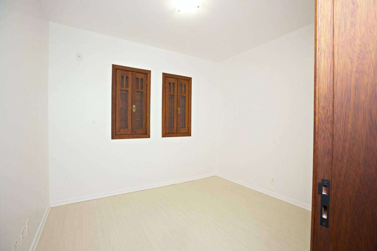 Apartamento com 2 quartos, 1 banheiro e 68m² à venda no bairro Centro, Taquara