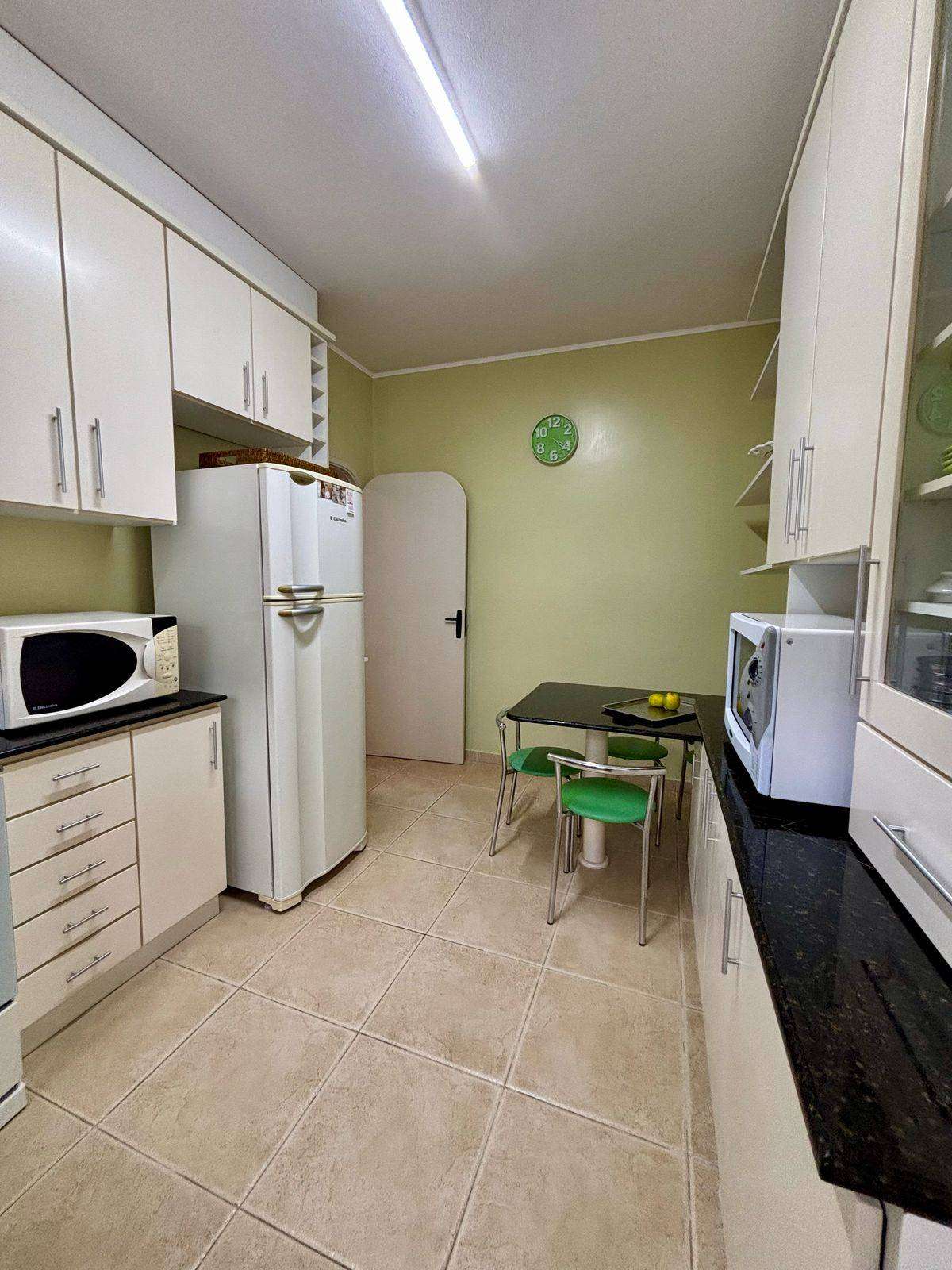 Casa Alvenaria com 4 quartos e 300m² à venda no bairro Morro do Leôncio, Taquara