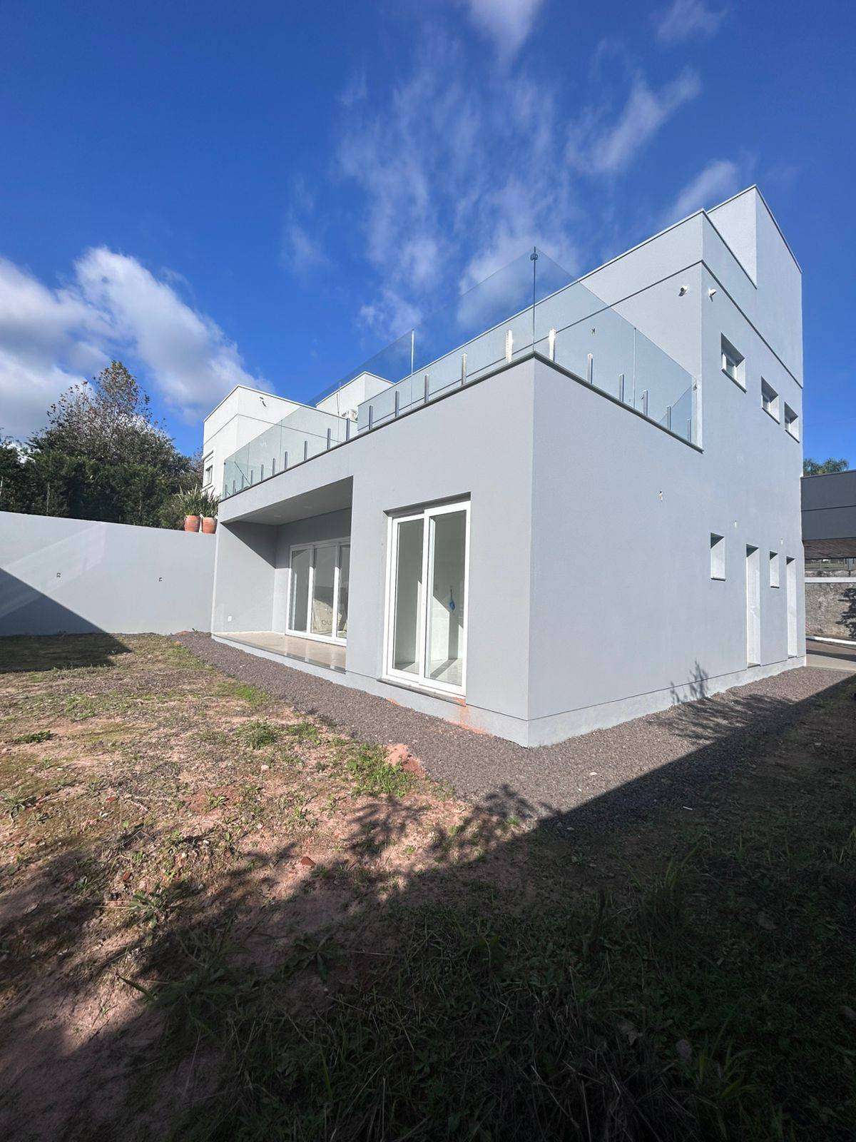 Casa Alvenaria com 3 quartos, 5 banheiros e 250m² à venda no bairro Nossa Senhora de Fátima, Taquara