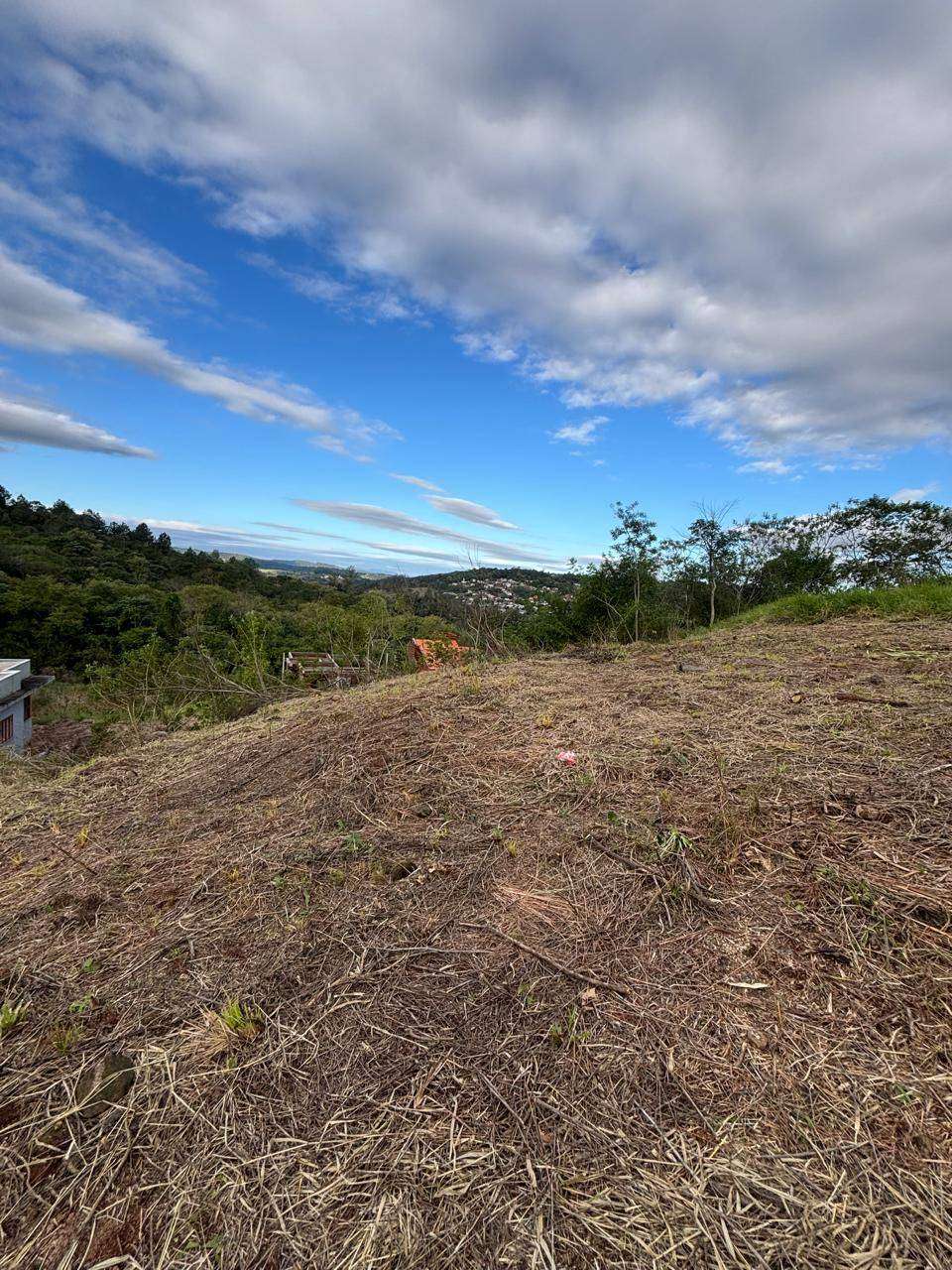 Terreno à venda no bairro Alvorada, Parobé