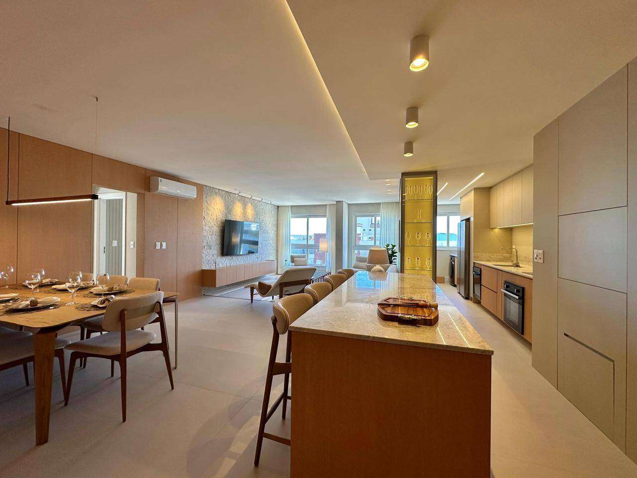 Apartamento com 2 banheiros e 125m² à venda no bairro Centro, Capão da Canoa